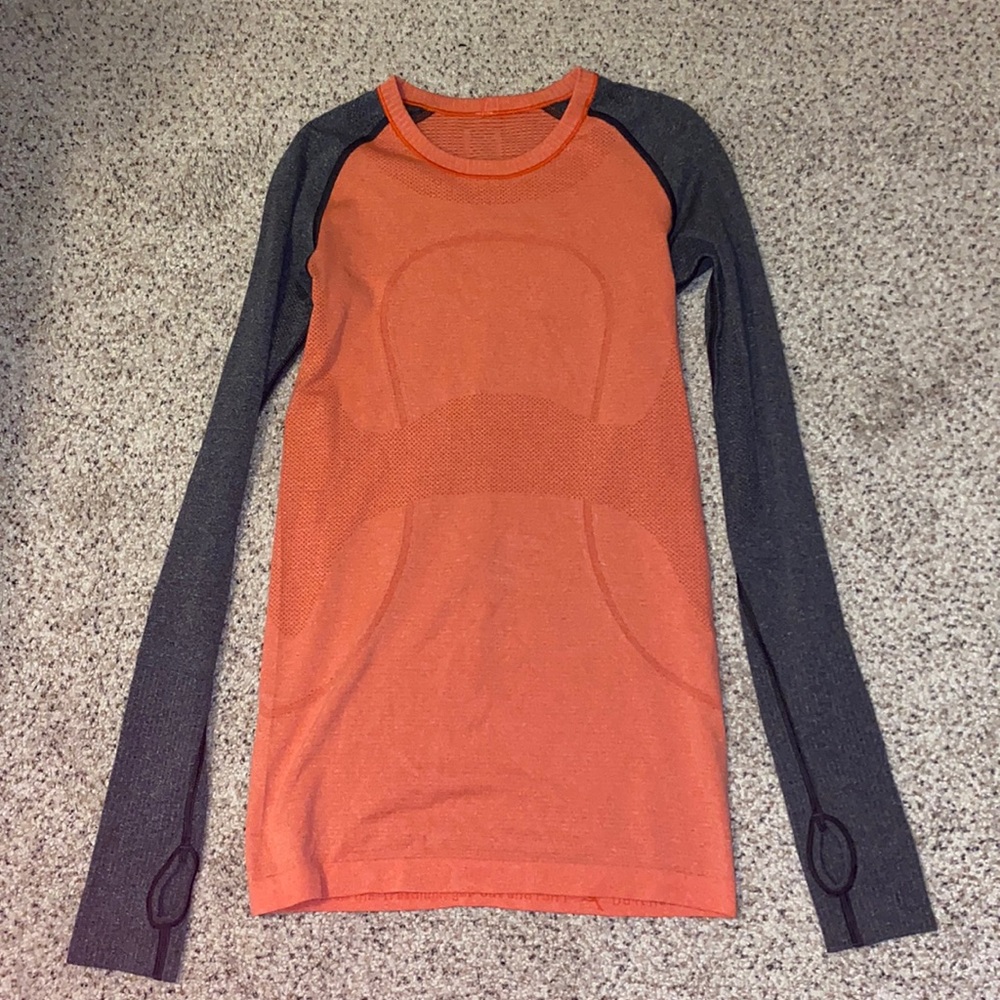 lululemon athletic long sleeve tee